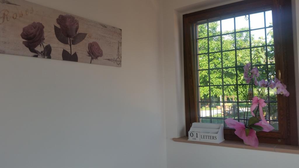سبيلّو B&B Le Rose الغرفة الصورة